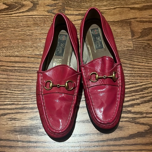 ***Gucci 1953 Horsebit Loafers in Hot Pink | Size 38**** - Picture 2 of 8